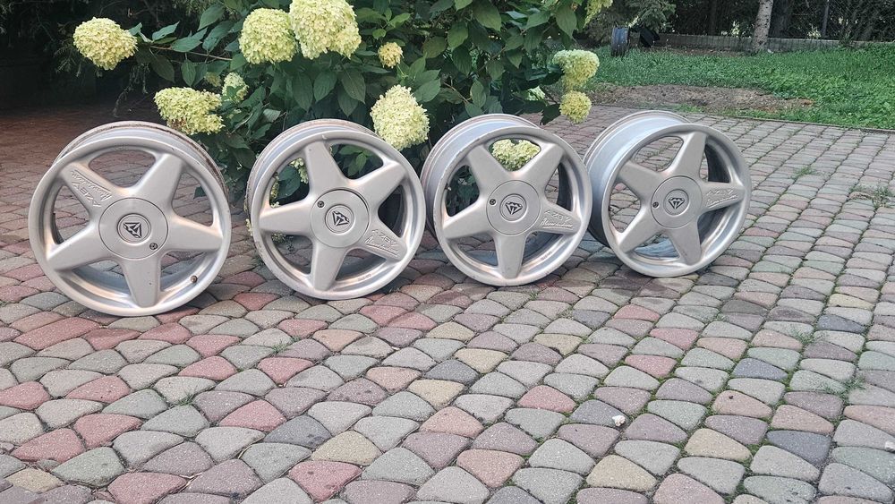 Felgi Aluminiowe BMW AZEV 17 8J ET 35 5x120 BMW E46 E90