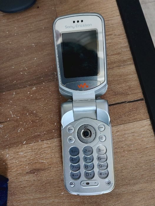 Sony Ericsson W300i