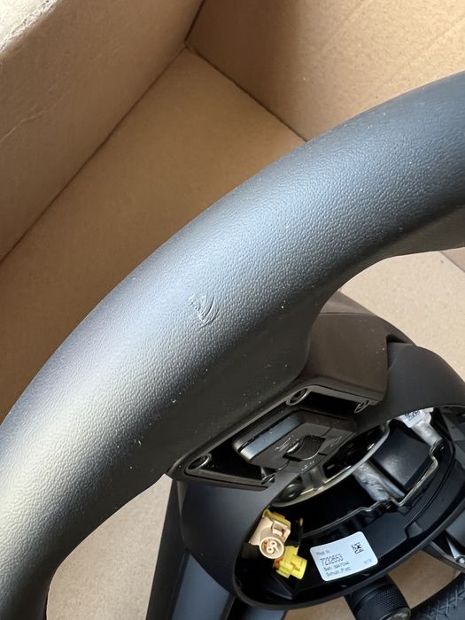 Kierownica Porsche Taycan oryginał skóra jak NOWA