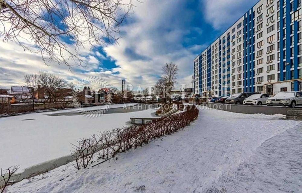 3 кімнатна, вул. Алімпія Галика (Малоземельна) 75 Г  ЖК «Рів’єра»