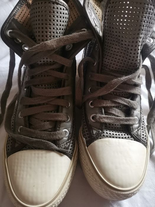 Buty sportowe damskie, trampki, szare Tamaris