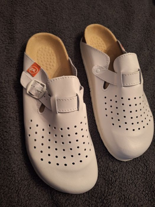 Klapki ortopedyczne rozm 39  nowe okazja