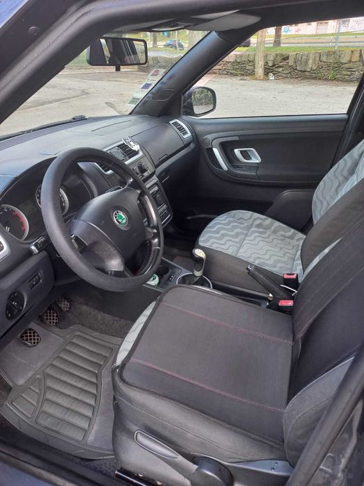 SKODA Fabia 2008 1.2 Gasolina 70cv - 154.000Kms