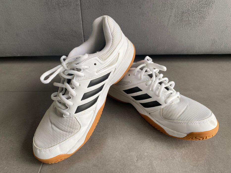 Buty na halę Adidas rozmiar 42