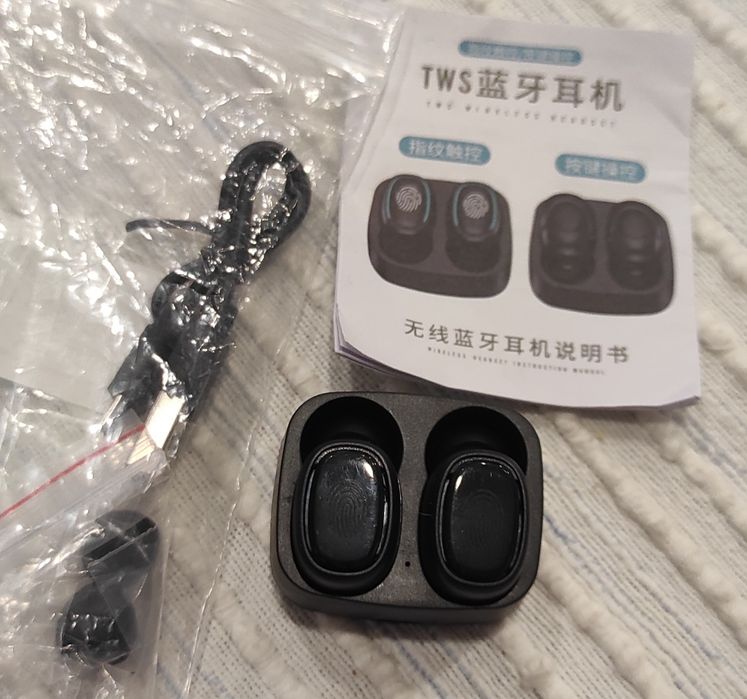 Auriculares bluetooth novos