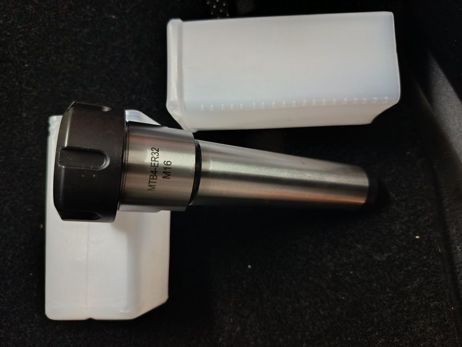 Para ferramenta torno fresagem
Suporte de ferramentas de mandril de pinça de aço carbono MT4 ER32 M16 para ferramenta de torno de fresagem CNC com cha