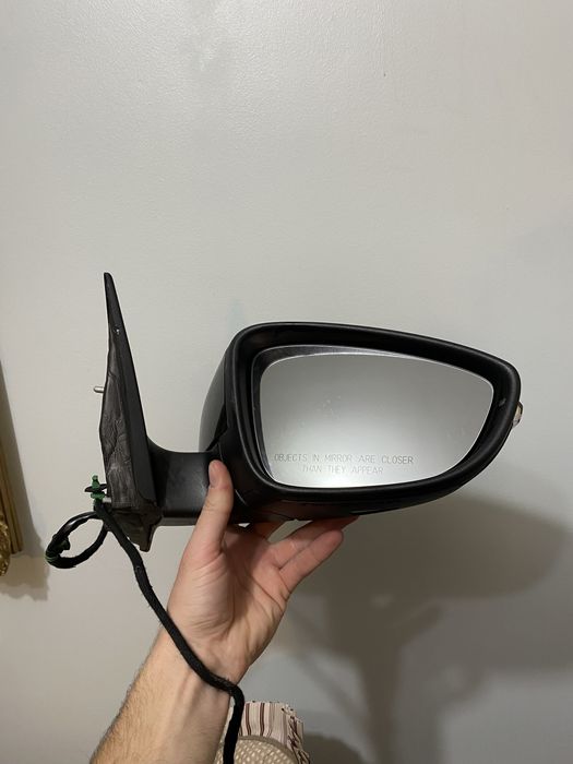 Дзеркало праве passat b7