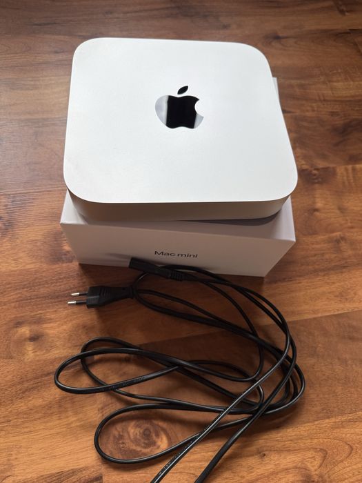 Mac mini Apple M2 chip