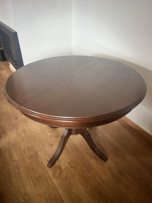 Mesa de jantar redonda