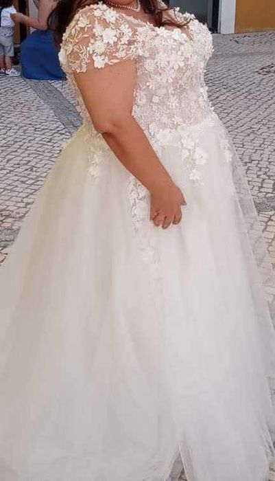 Vestido de noiva tamanho 46 ou XL