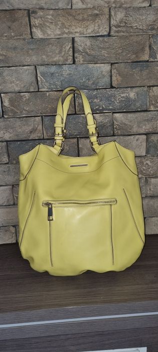 Torebka na ramię marki River Island.
 kolor limonkowy
Wymiary:
-,długo
