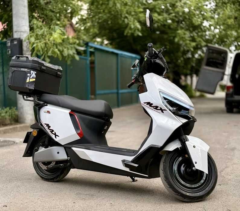Garow L850 2999W-72V-48Ah LifePo4 Електро скутер Велоскутер 2026 чорний