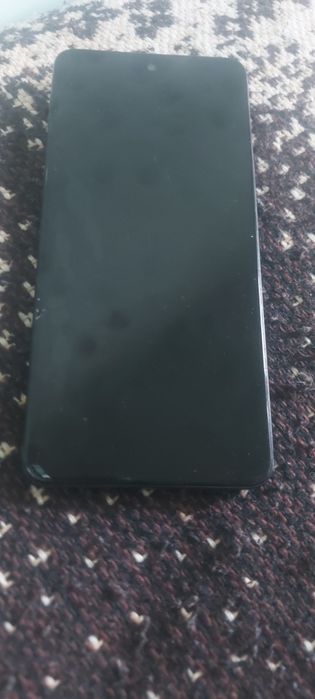 Smartfon Oppo A40 uszkodzony