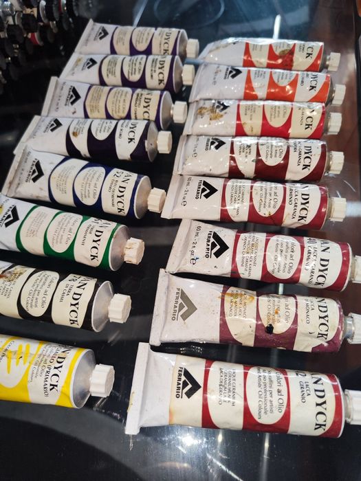 16 Tintas de óleo Van Dyck- Ferrario 60 ml (seladas)