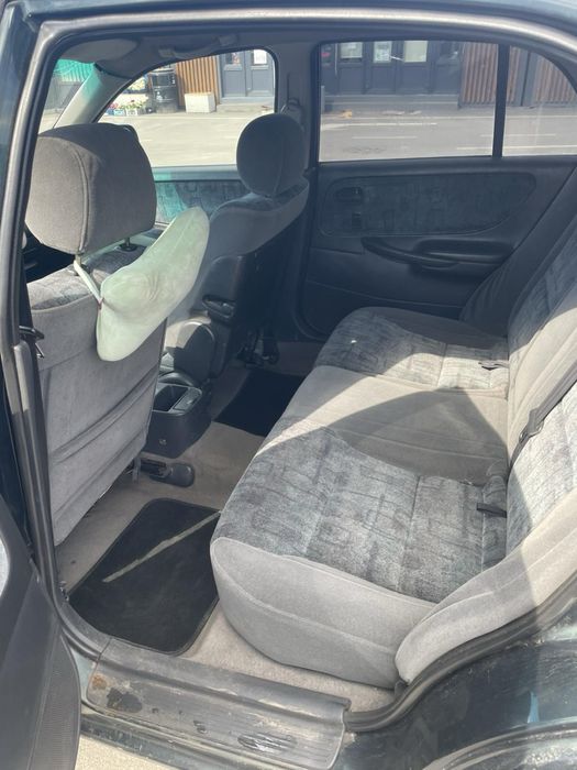 Mazda 626 1998 року