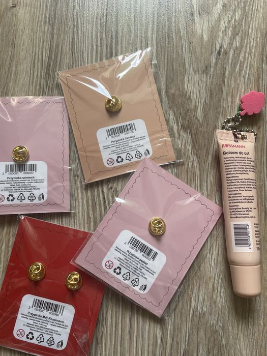 Rossmann x kopi piny plus balsam do ust