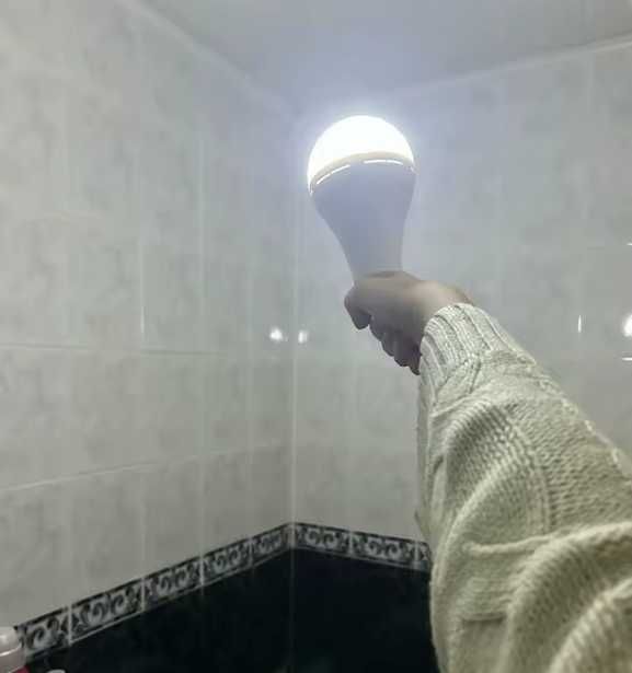 Лампочка з акумулятором Самозаряжающаяся 12 Вт