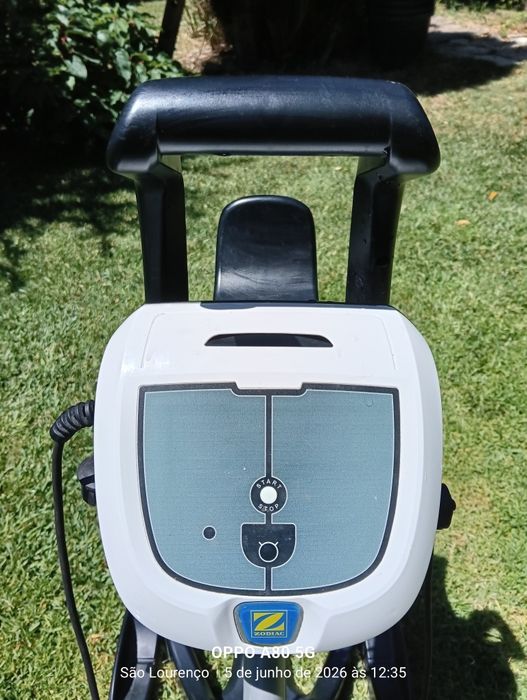 Robot limpa piscina zodiac
