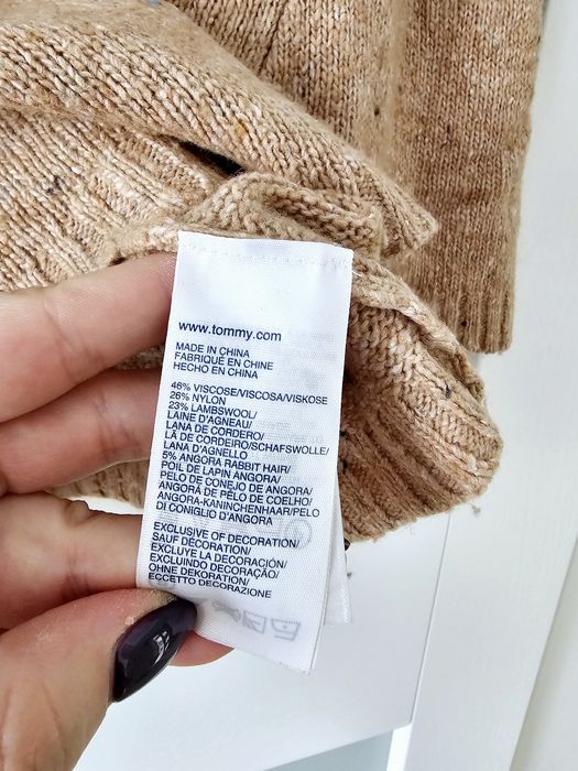 Beżowy sweter Tommy Hilfiger m 38 sweter z golfem m