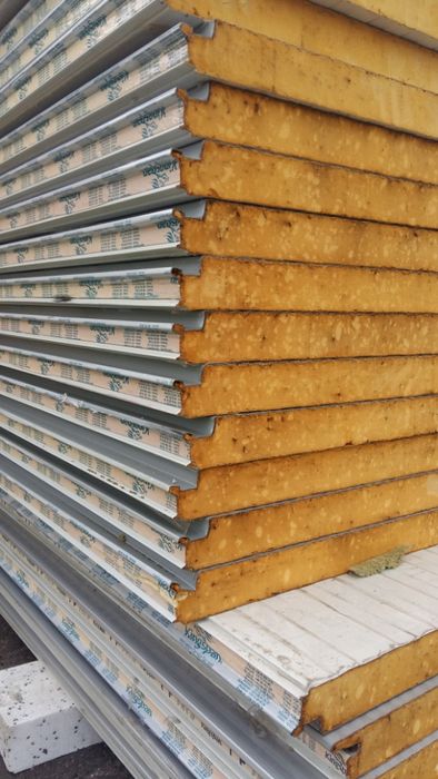 Płyty warstwowe warstwowa dwuwarstwowa obornicka izolacyjna PUR PIR