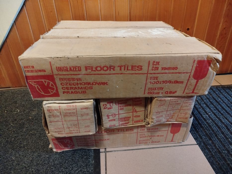 Sprzedam terakote 100/100/0,8 mm