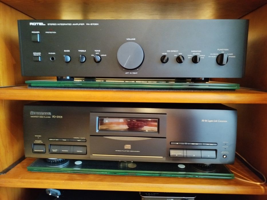 Amplificador Rotel   RA 870 BX
