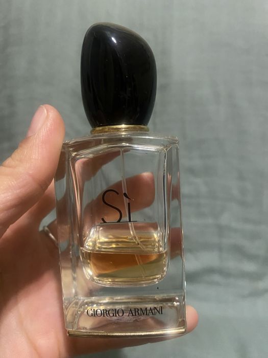 Парфуми Giorgio Armani Si,Estée Lauder, Yves Rocher, Carolina Herrera