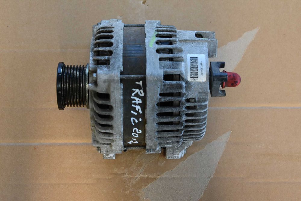 Vivaro Trafic Talento 1.6 DCI 18r alternator 2100  6729R