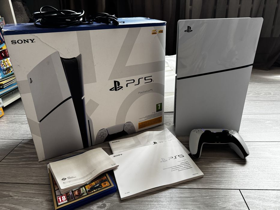 Ігрова приставка PlayStation 5 Slim