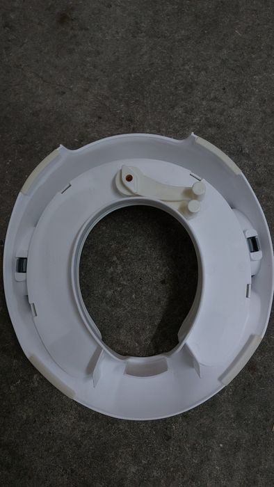 Redutor de sanita criança