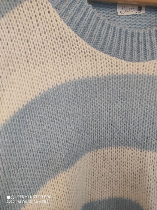 Sweterek damski butik