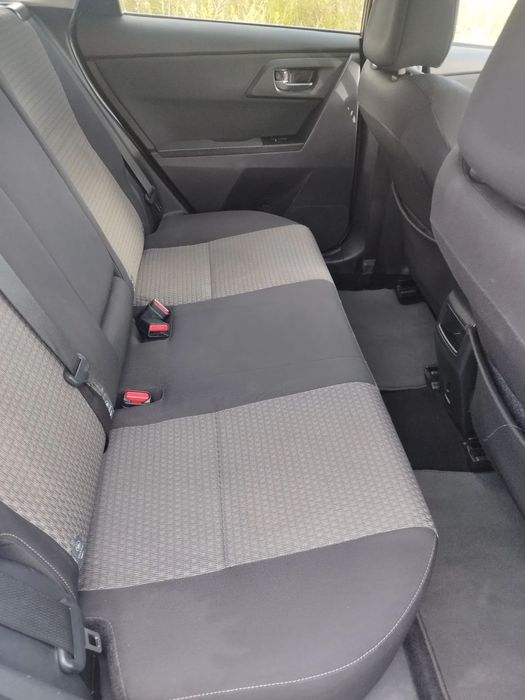 Toyota Auris Touring Sports 1.4 D-4D Active