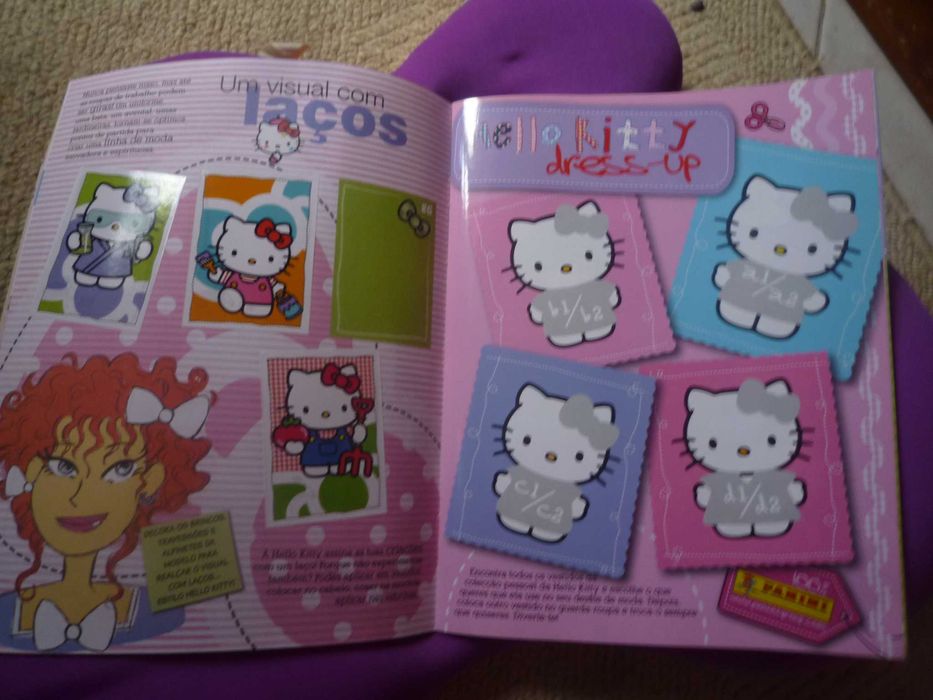 Caderneta Hello Kitty B cool da Panini quase completa