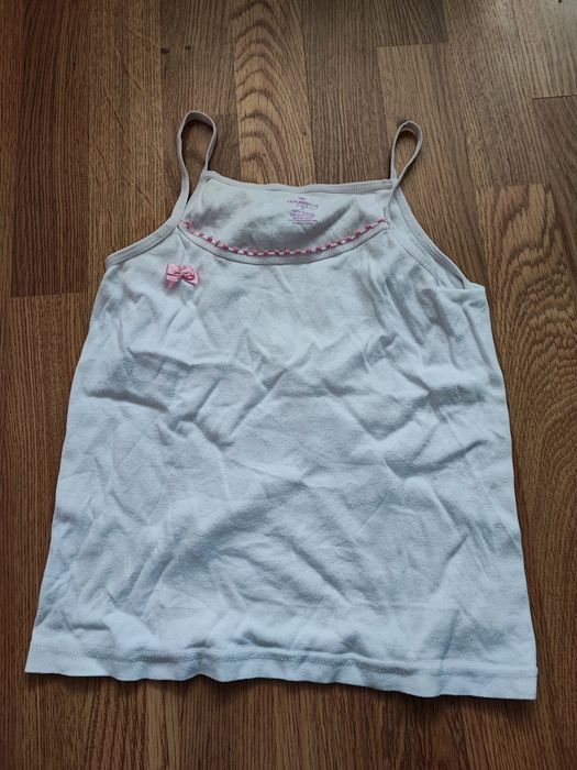 Майка для дівчинки 
Для дівчинки
Приблизно на 7 років
Виробництво