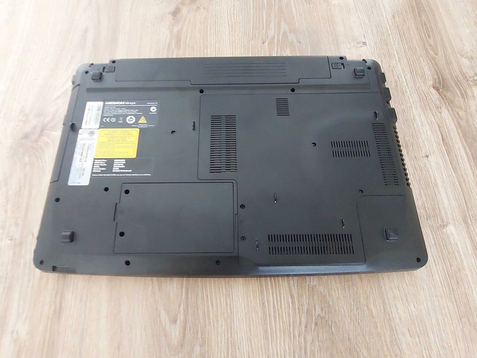 MEDION Akoya E7222 i3-2370M 4GB 750GB BT