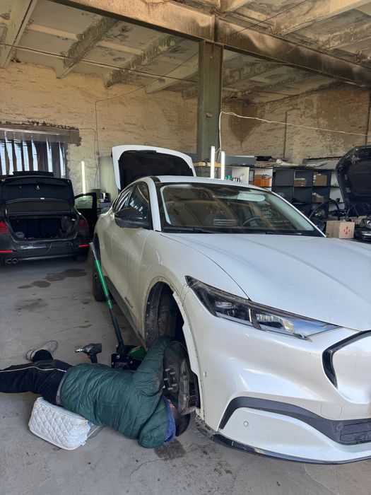 Розборка Бампер капот стоп двер ford mustang mach-e форд мустанг мач е