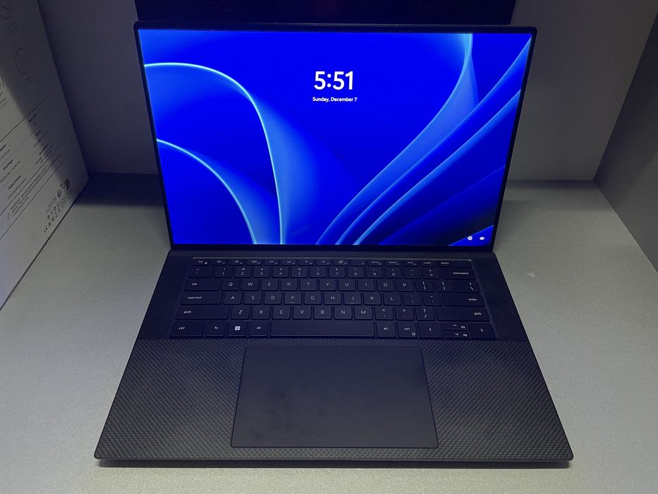 Ігровий ноутбук Dell XPS15 9520/12gen i7-12700H/16Gb/1TB/RTX 3050Ti4GB