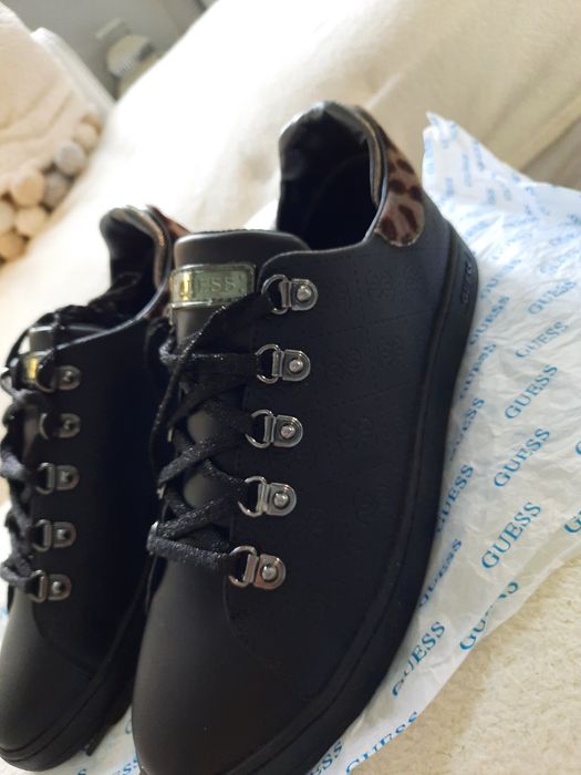 Sprzedam buty Guess damskie