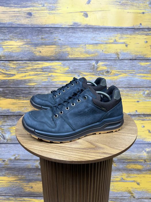 Оригінал розмір 45 кросівки Lowa Gore-Tex