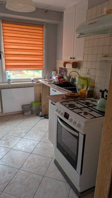 Mieszkanie 3 pokoje , garaż, piwnica