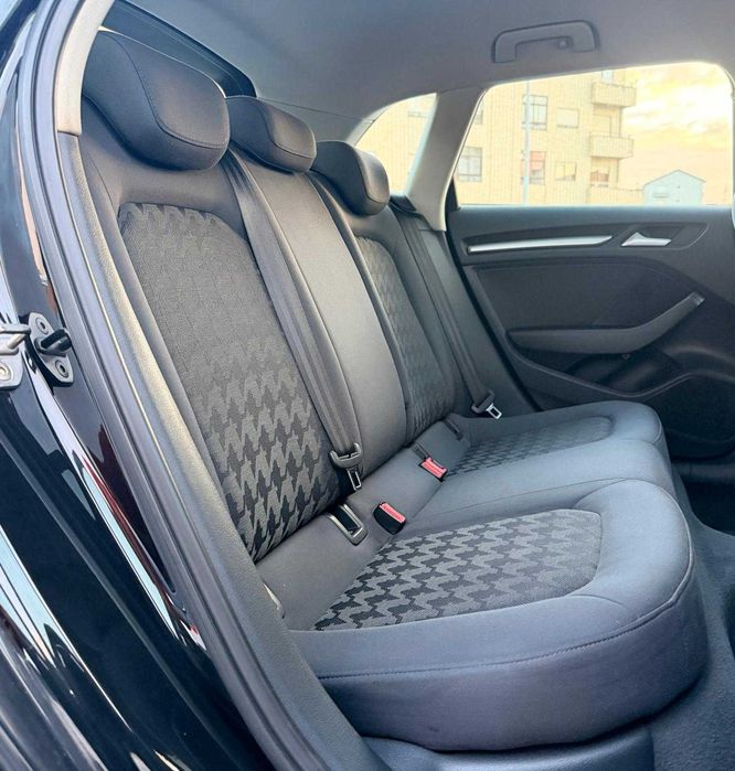 AUDI A3 SPORTBACK 8V S LINE 1.6TDI 110CV S-TRONIC (LOOK RS3)