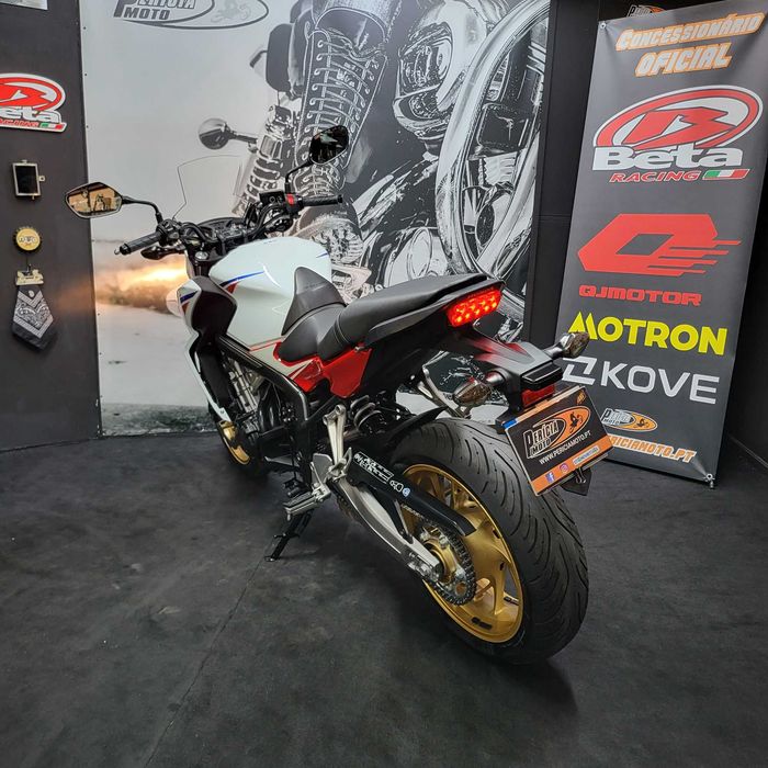 Honda CB 650 F tricolor