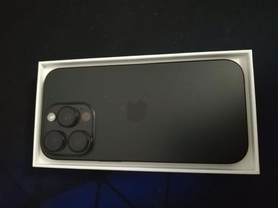 Iphone 16 pro Usado como novo com Caixa