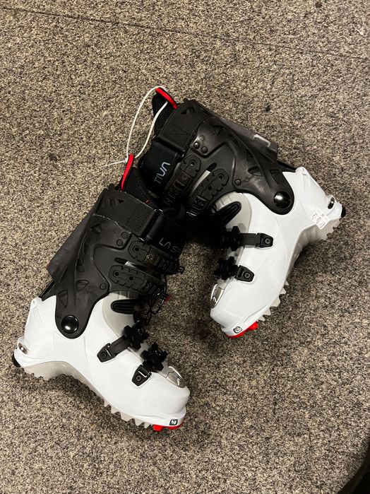 Buty skiturowe La Sportiva - VEGA rozmiar 23,5 (EU37)