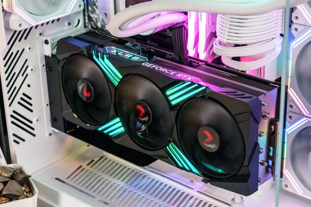 RTX 4070 TI OC - XLR8 - Impecável