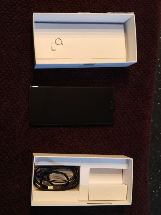 Xiaomi 13 Lite – Elegancja, Lekkość i Perfekcyjne Selfie