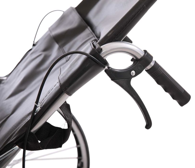 Інвалідний візок з туалетом (санітарним обладнанням) MED1-L07