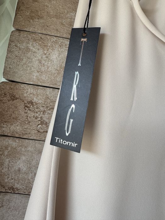 Вечірні плаття 40 розмір