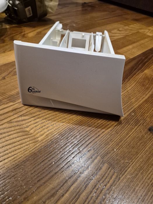 Pralka Whirlpool model AWM 8123/L 5 kg