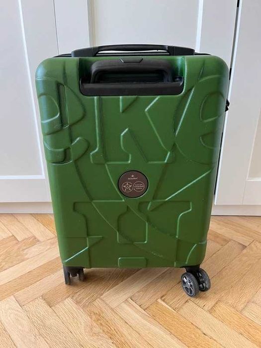 Walizka kabinowa Heineken